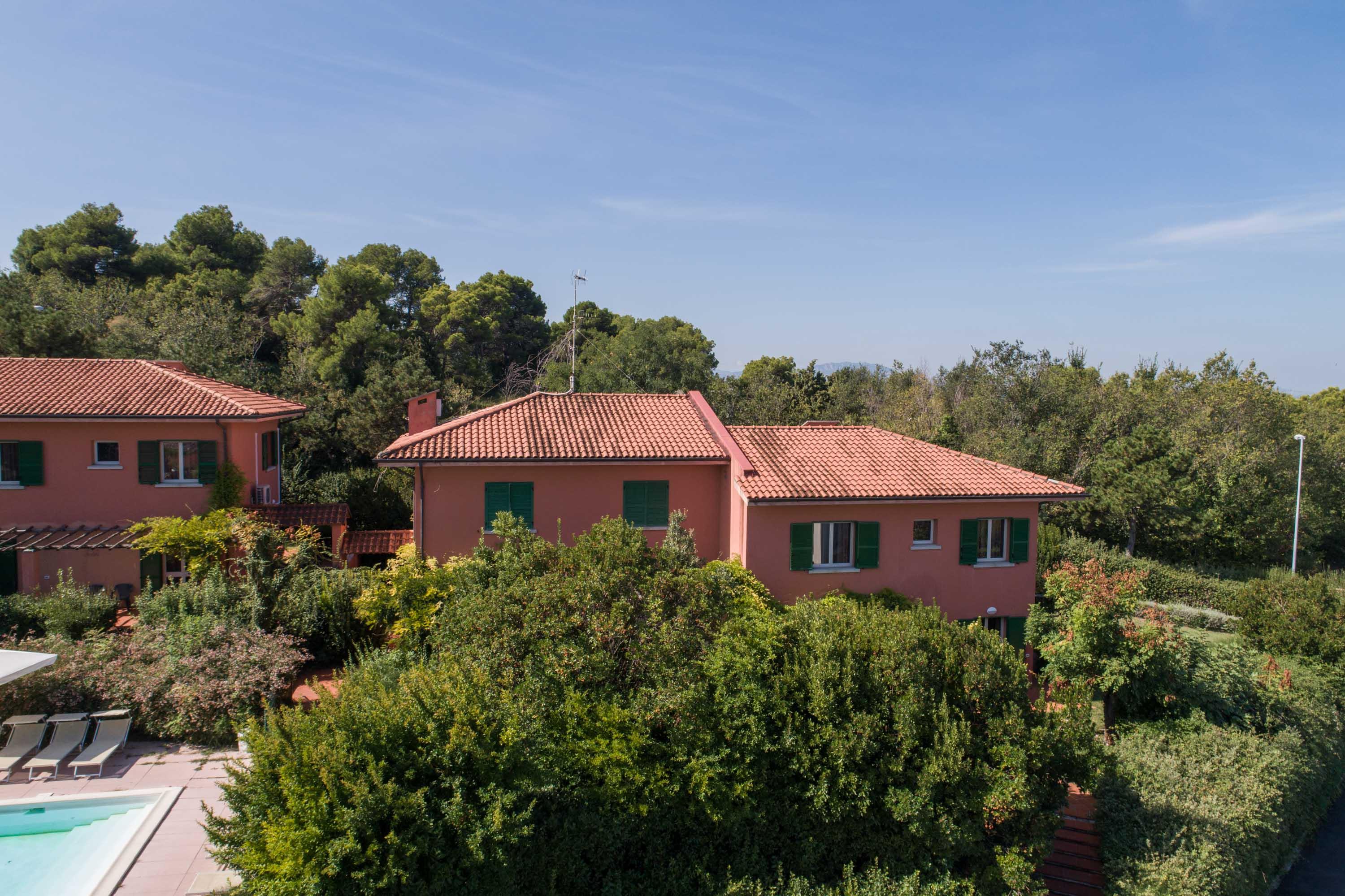 Residenze Al Colle Dei Pini Aparthotel Riccione Exterior photo